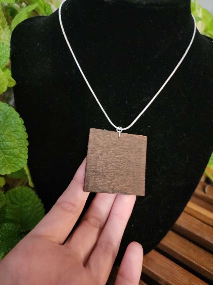 Necklace Earth
